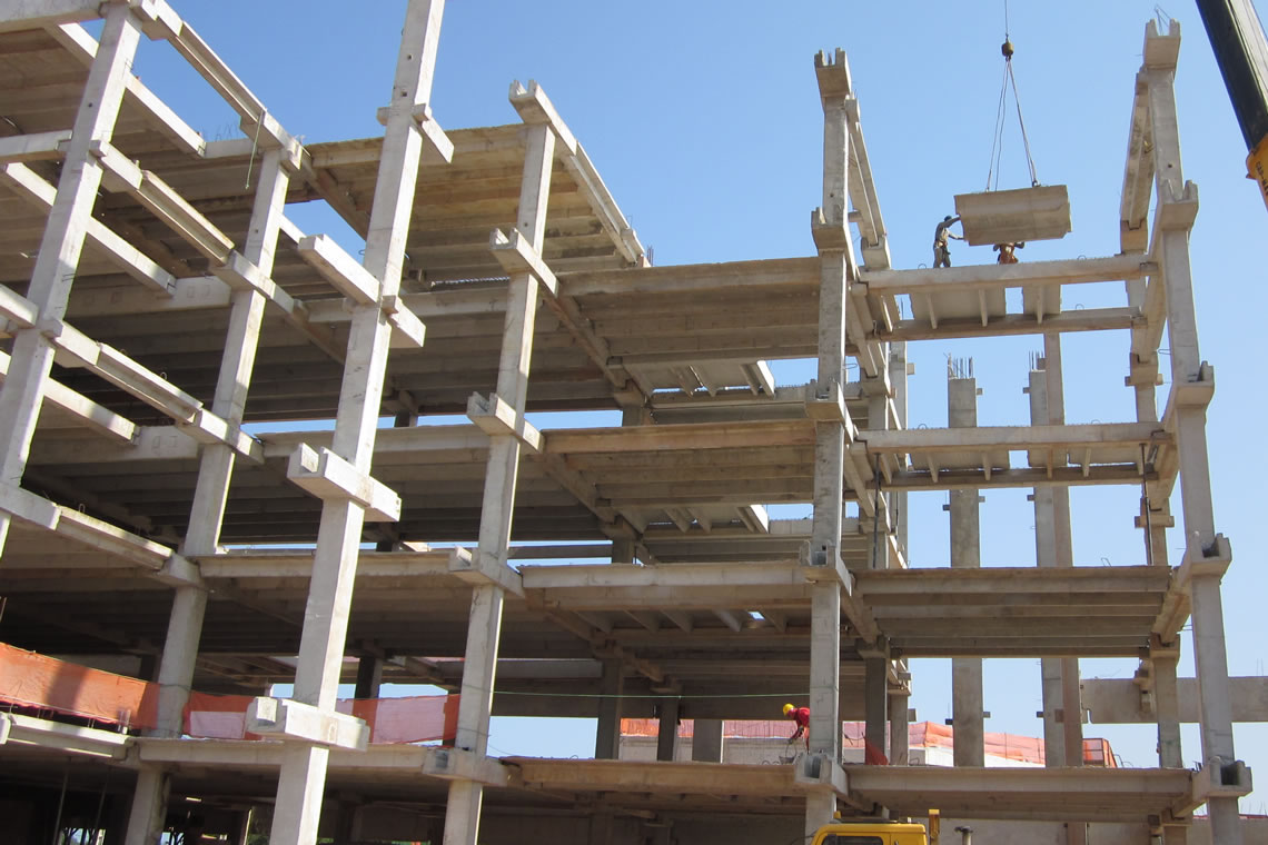 Ejemplo de gran construcción. Edificio. Hormigón Prefabricado.